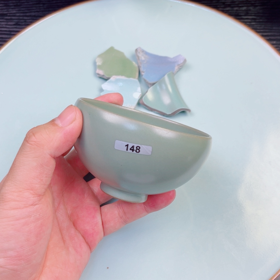 瓷片嘻*不计成本交个朋友