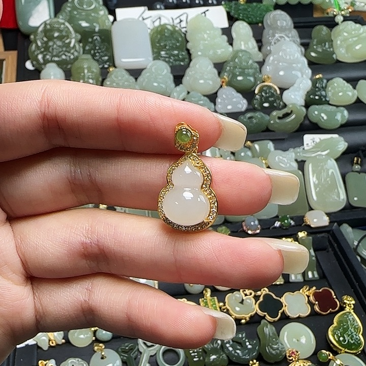 颈饰银S925镶嵌和田玉