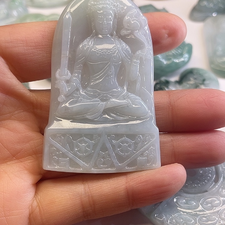 翡翠未镶嵌颈饰缅甸翡翠吊坠