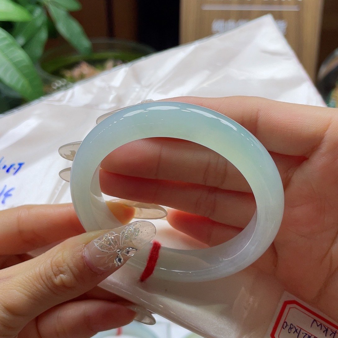 翡翠手镯未镶嵌198 号链接