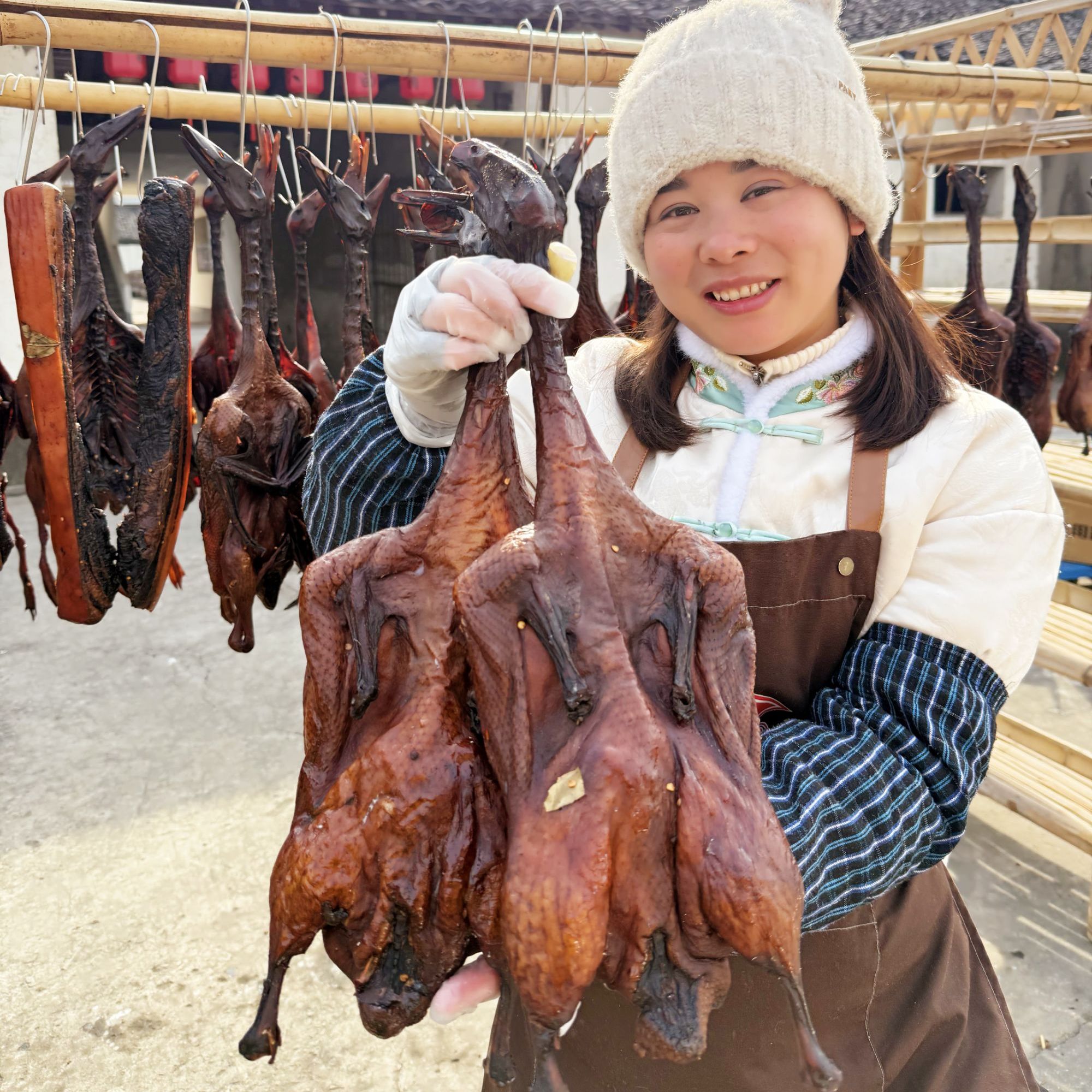 [年货节]杭州传统手工酱鸭纯粮食酱油咸淡适中不甜不辣约600克/只