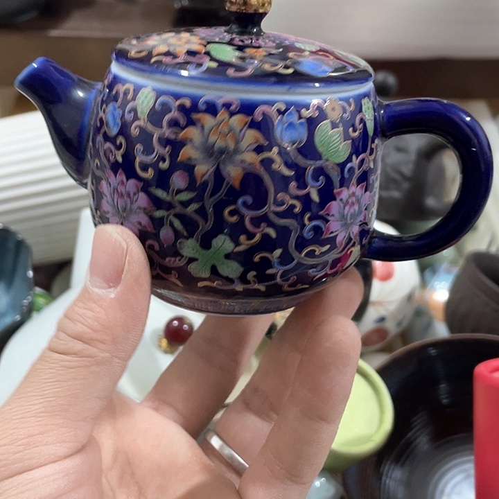 陶瓷茶具全部清清完回家过年