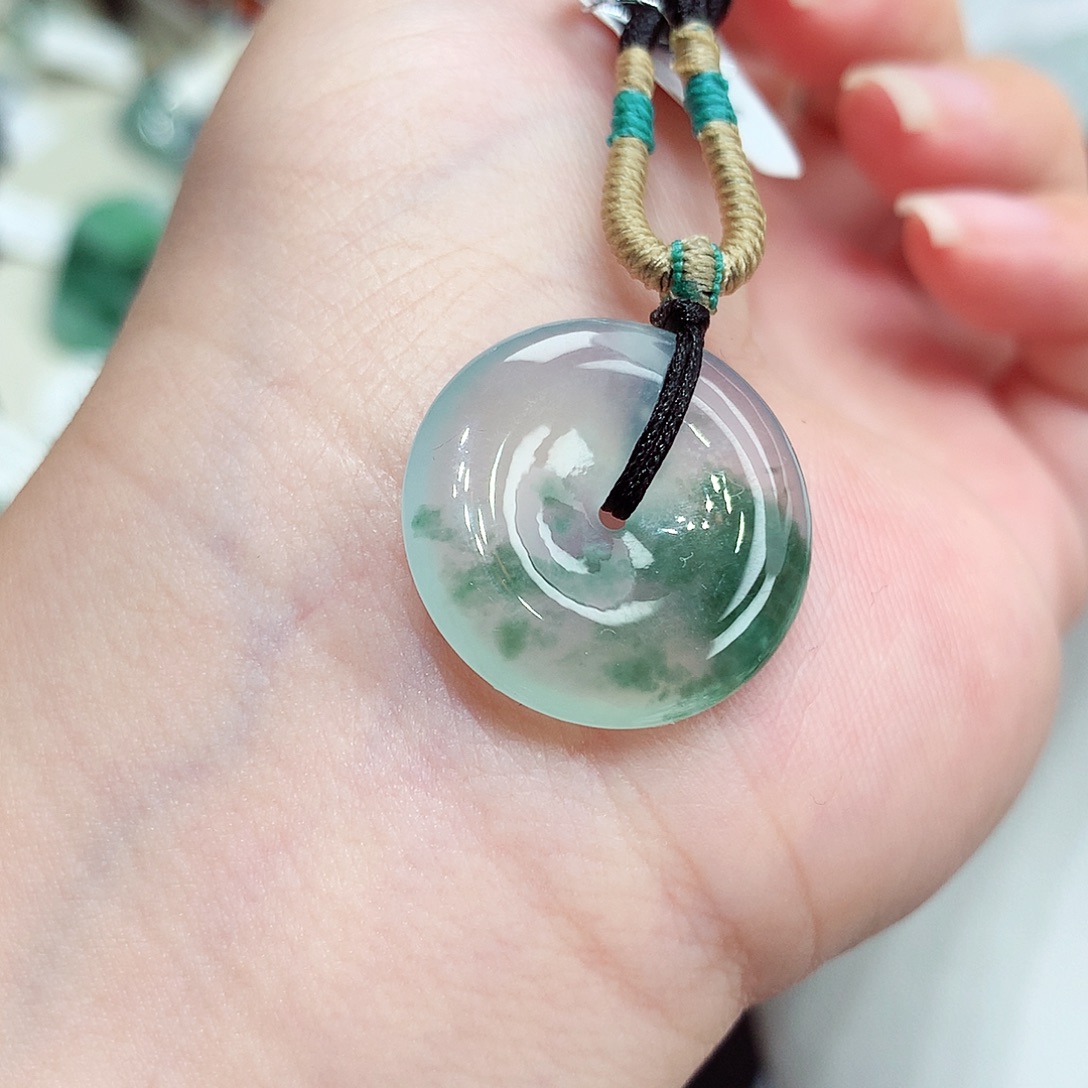 翡翠未镶嵌颈饰翡翠25，21.3/4.4