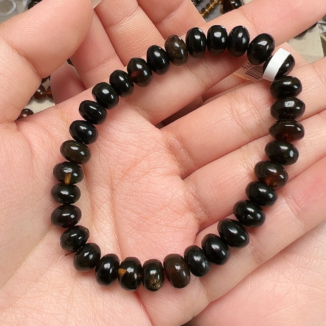 琥珀未镶嵌裸石抚顺琥珀八11157