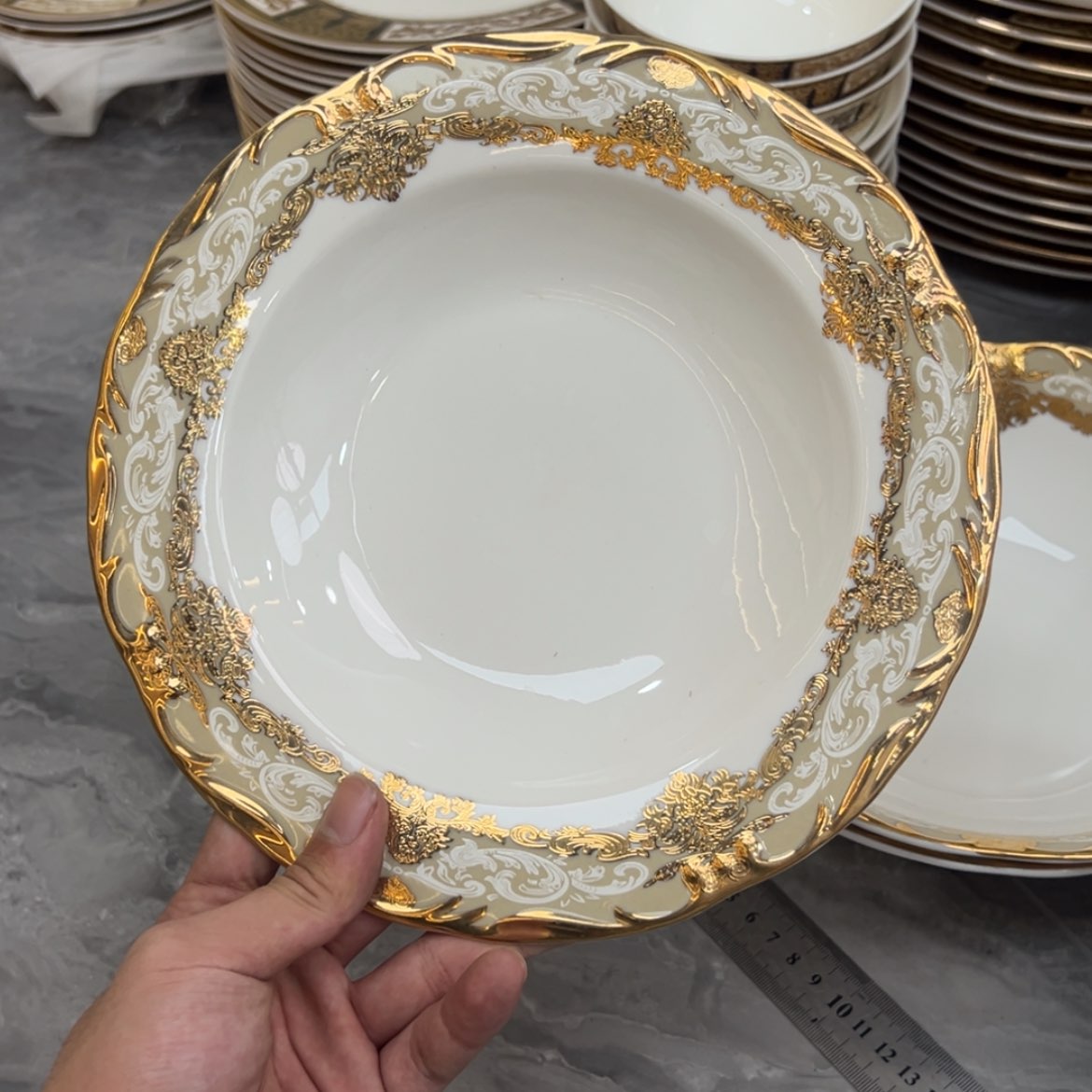 【闪购商品】瓷片9寸草帽盘两个一单福利价