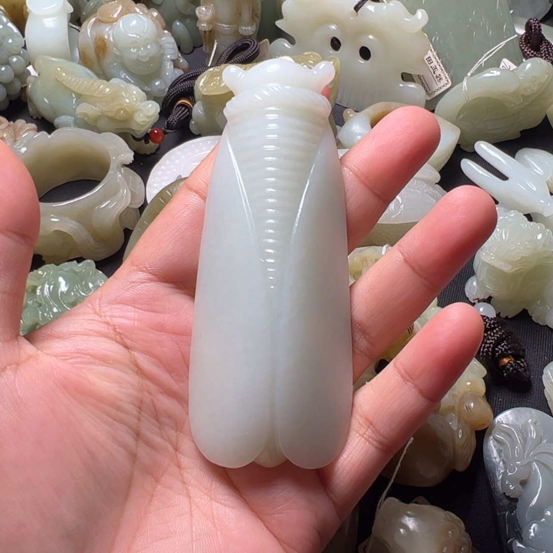 小***头和田玉未镶嵌颈饰