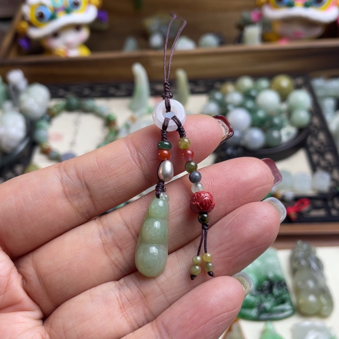 翡翠挂件未镶嵌手机挂件