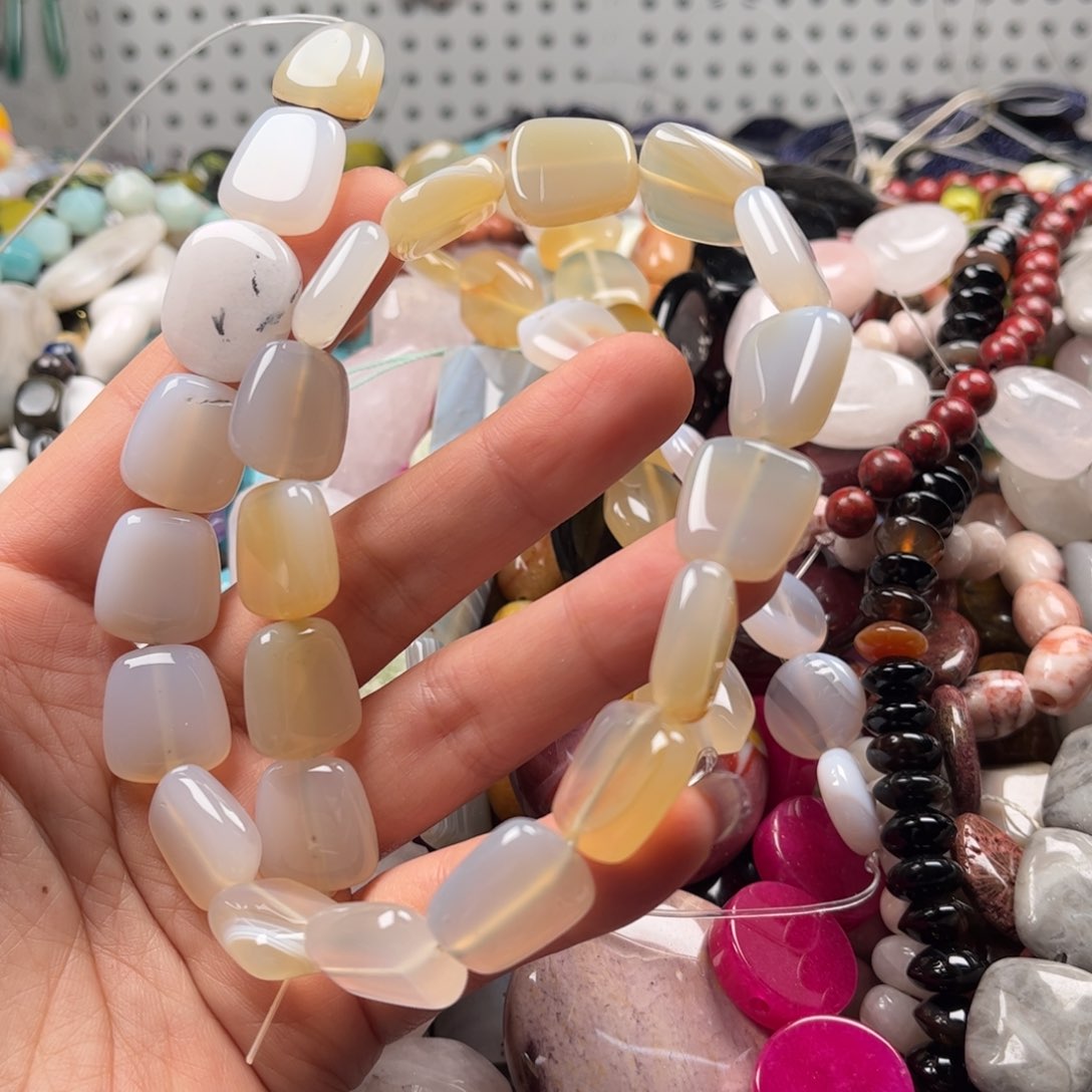 石英质玉珠宝奇石未镶嵌图