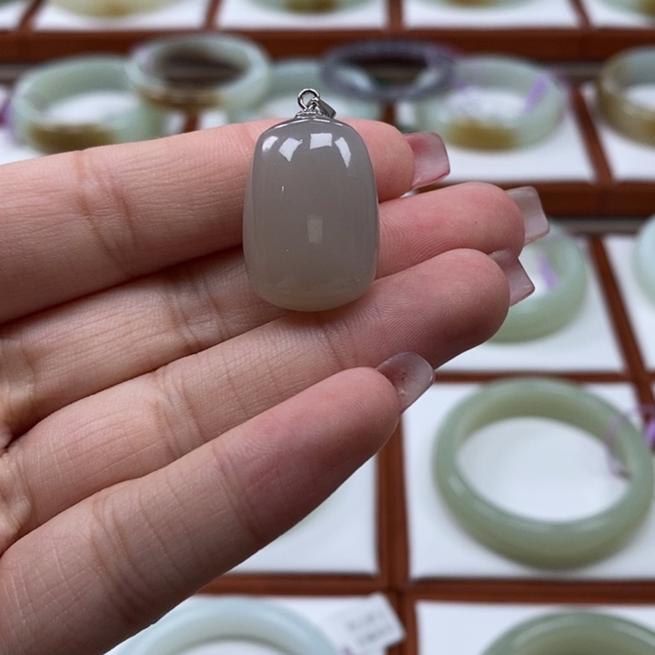 和田玉挂件未镶嵌