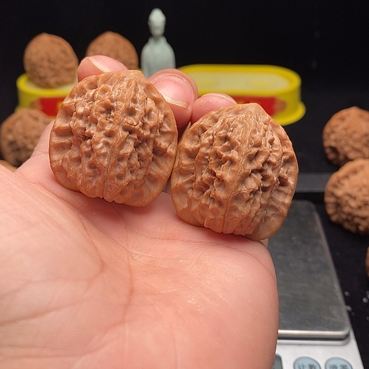 桃核吊坠马老四36