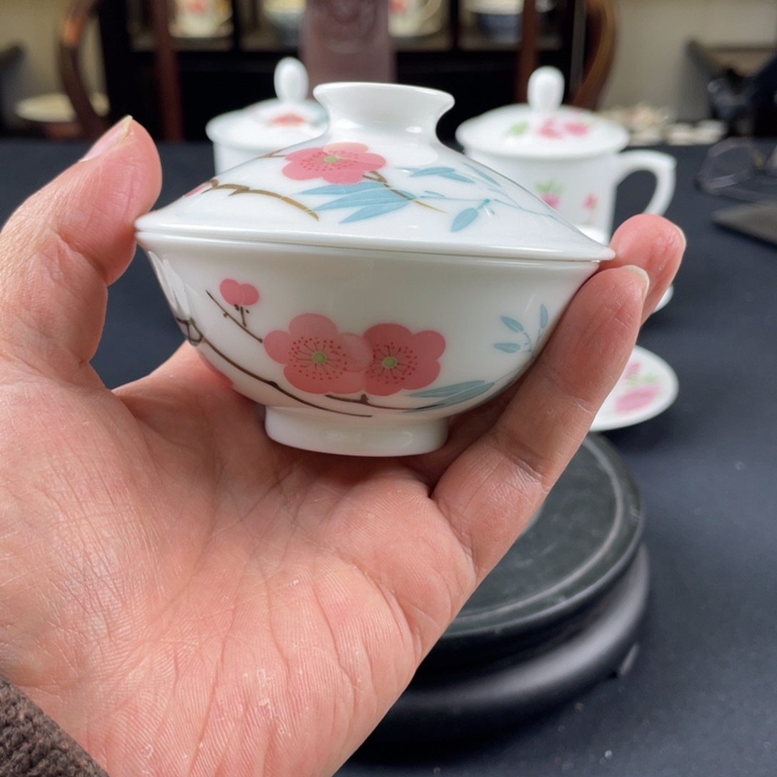 瓷片轻工业陶瓷研究所