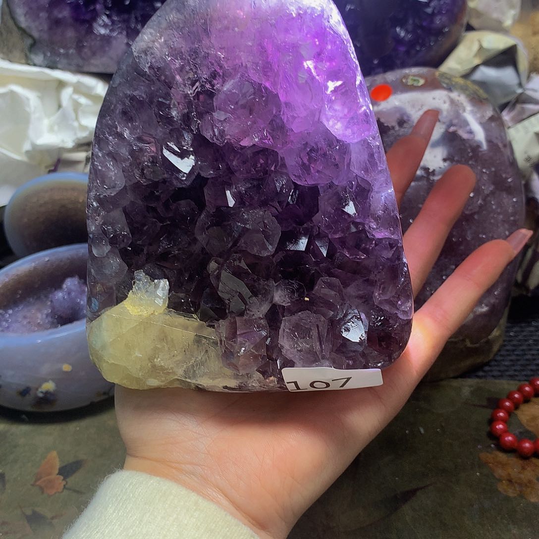紫晶大型摆件（非配饰）未镶嵌