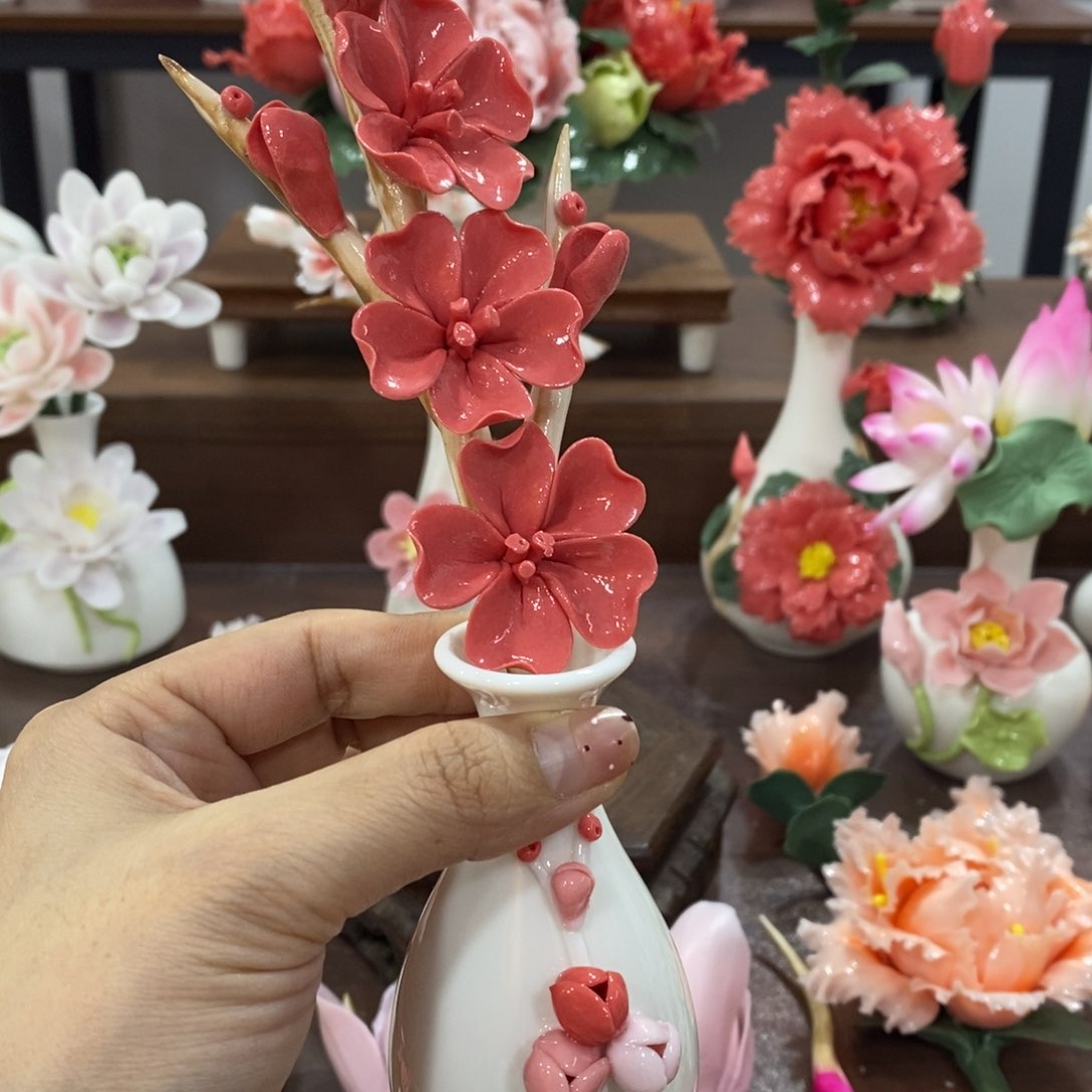 摆件陶瓷手工花摆件