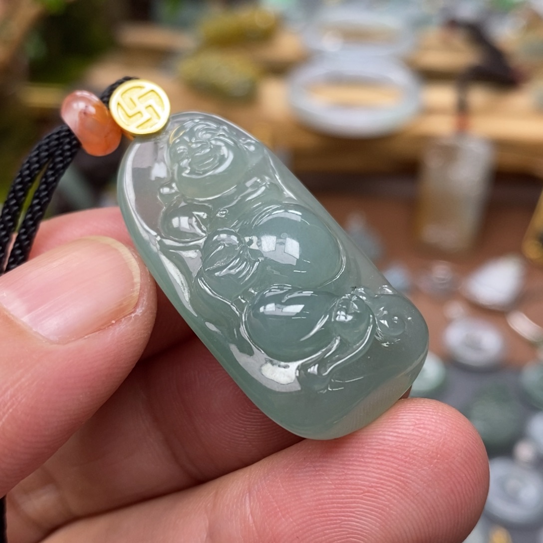 翡翠颈饰18K金镶嵌挂件