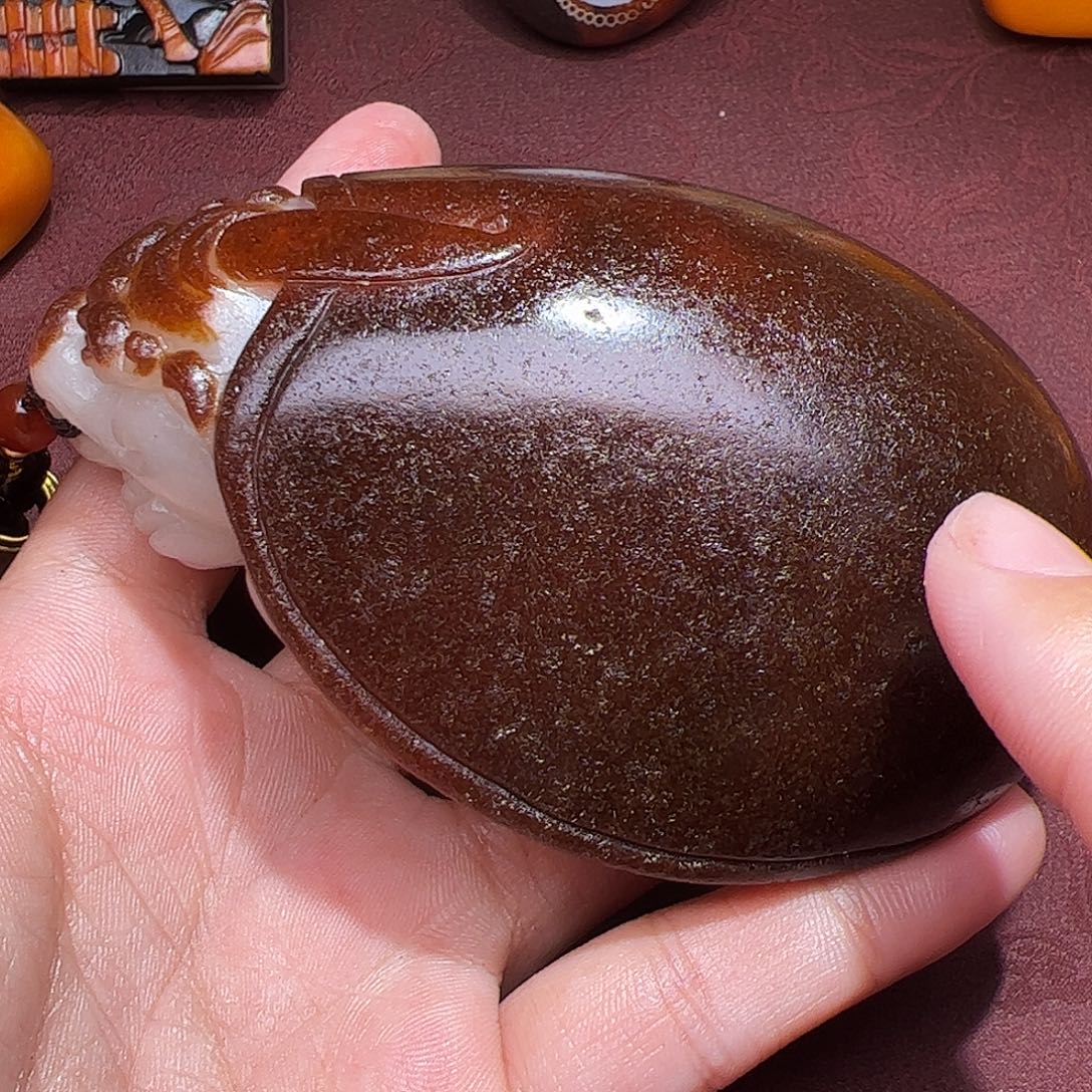 何***力和田玉未镶嵌颈饰