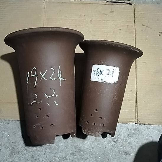 紫砂兰花盆两个紫砂