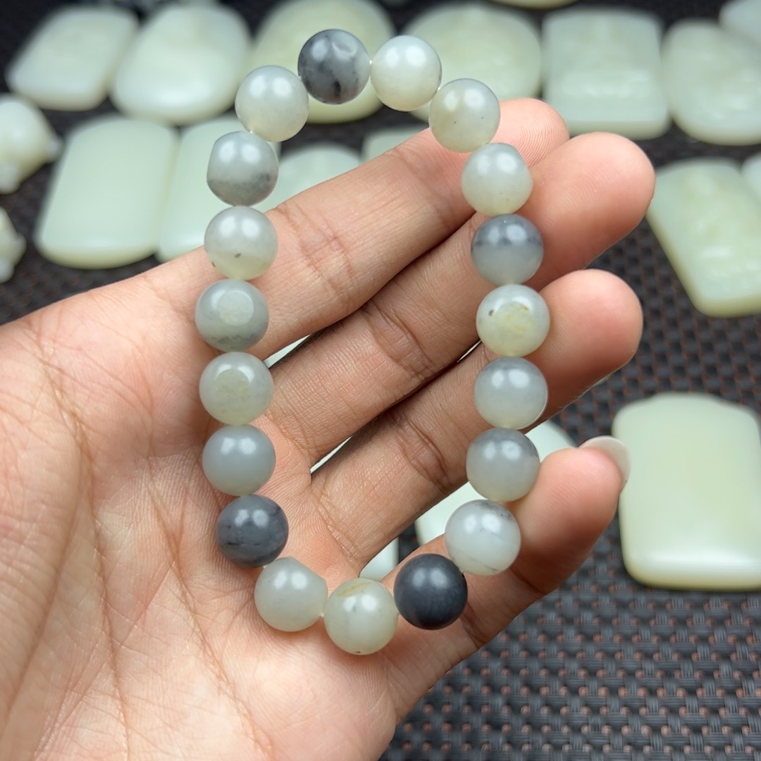 和田玉手链未镶嵌用****4