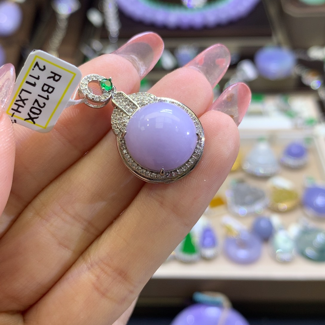 翡翠颈饰银S925镶嵌翡翠