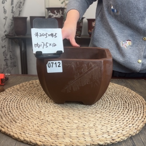 紫砂花盆紫玉金砂切角四方芭蕉0712
