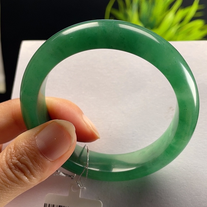 石英质玉手镯未镶嵌53