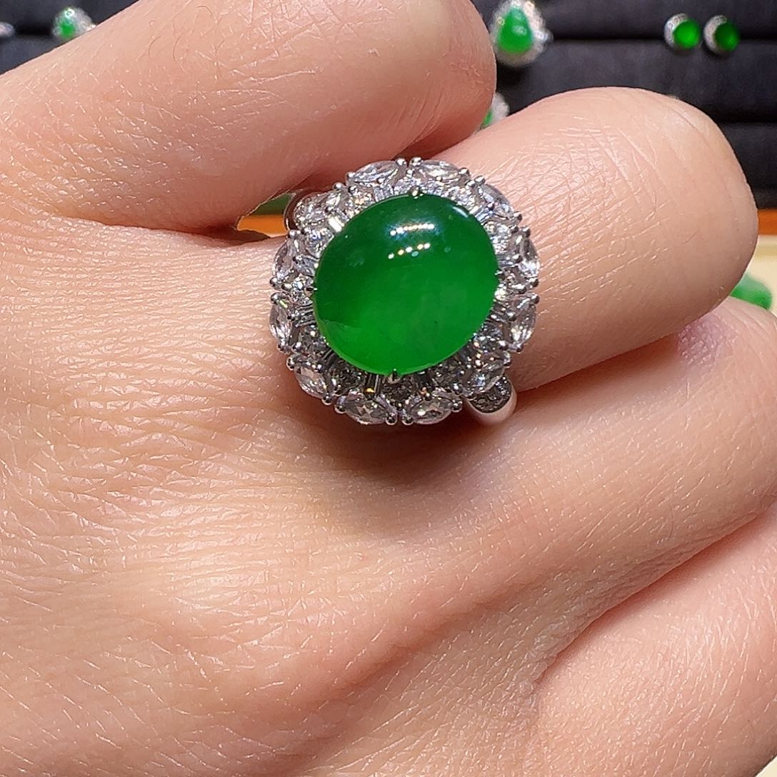 翡翠戒指未镶嵌戒指