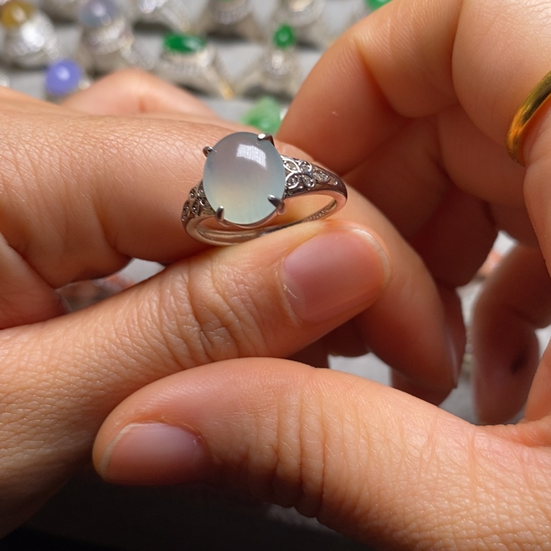 翡翠戒指未镶嵌戒指