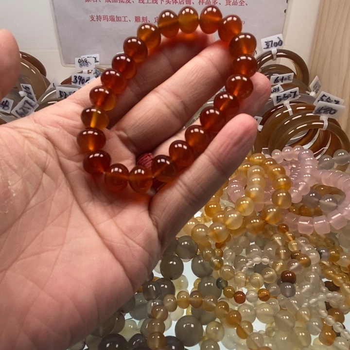 用***3玛瑙/玉髓未镶嵌手链