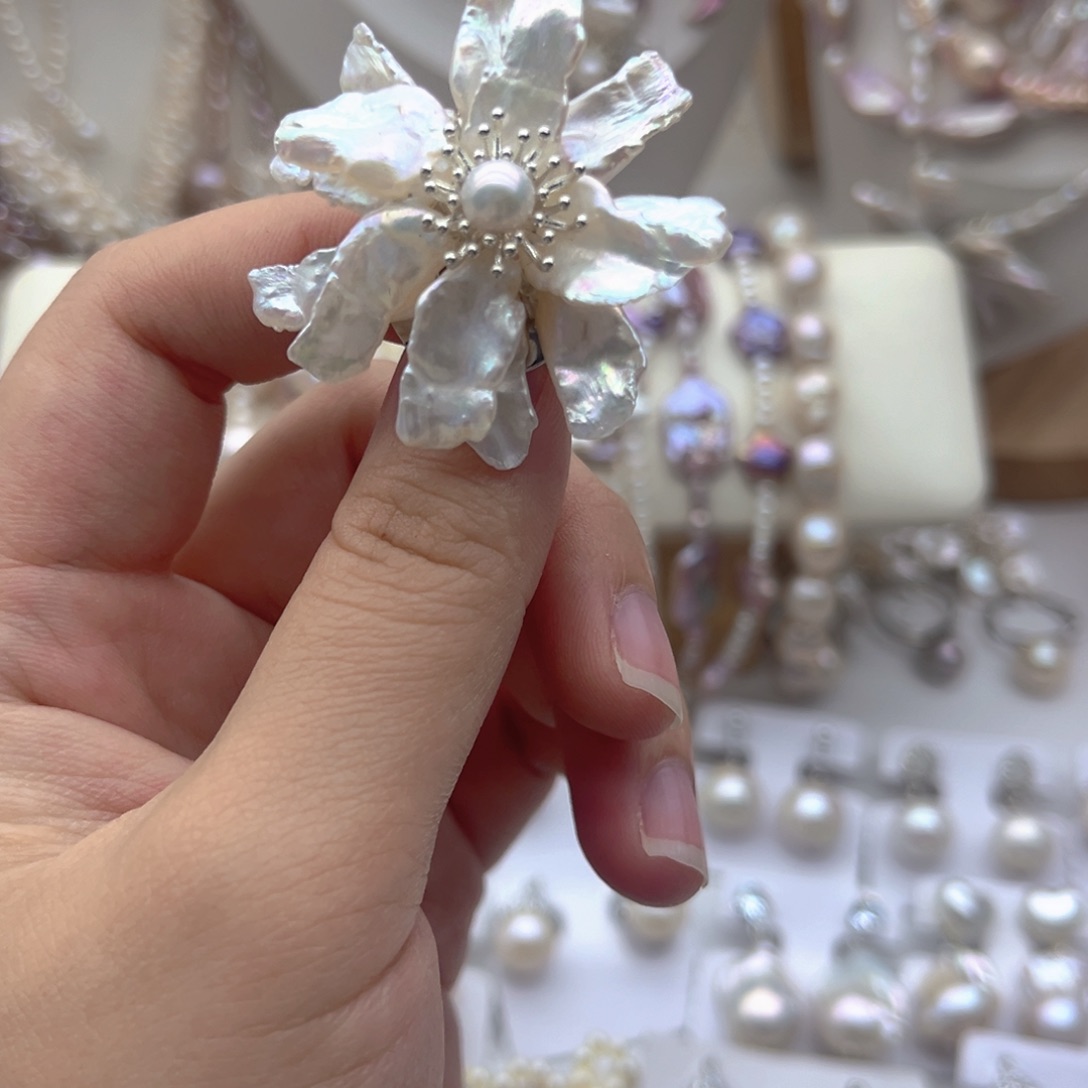 颈饰未镶嵌淡水珍珠