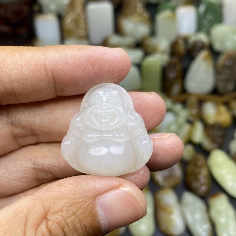 和田玉青海老油冰底羊脂白佛公吊坠