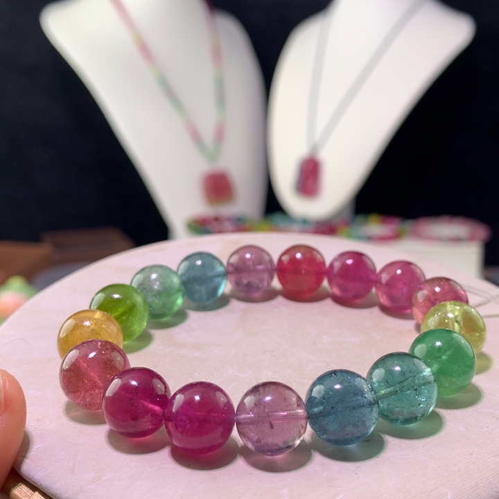 双色碧玺手链未镶嵌