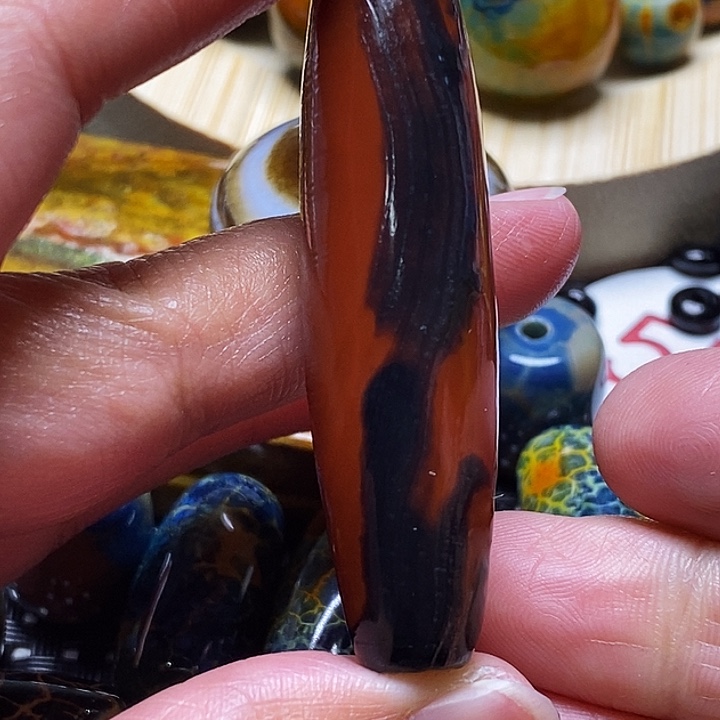 莫***r玛瑙/玉髓未镶嵌颈饰