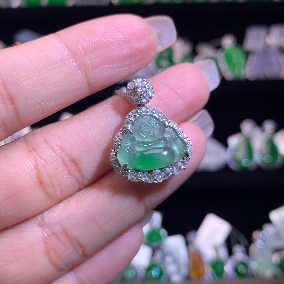 【闪购商品】颈饰银S925镶嵌翡翠