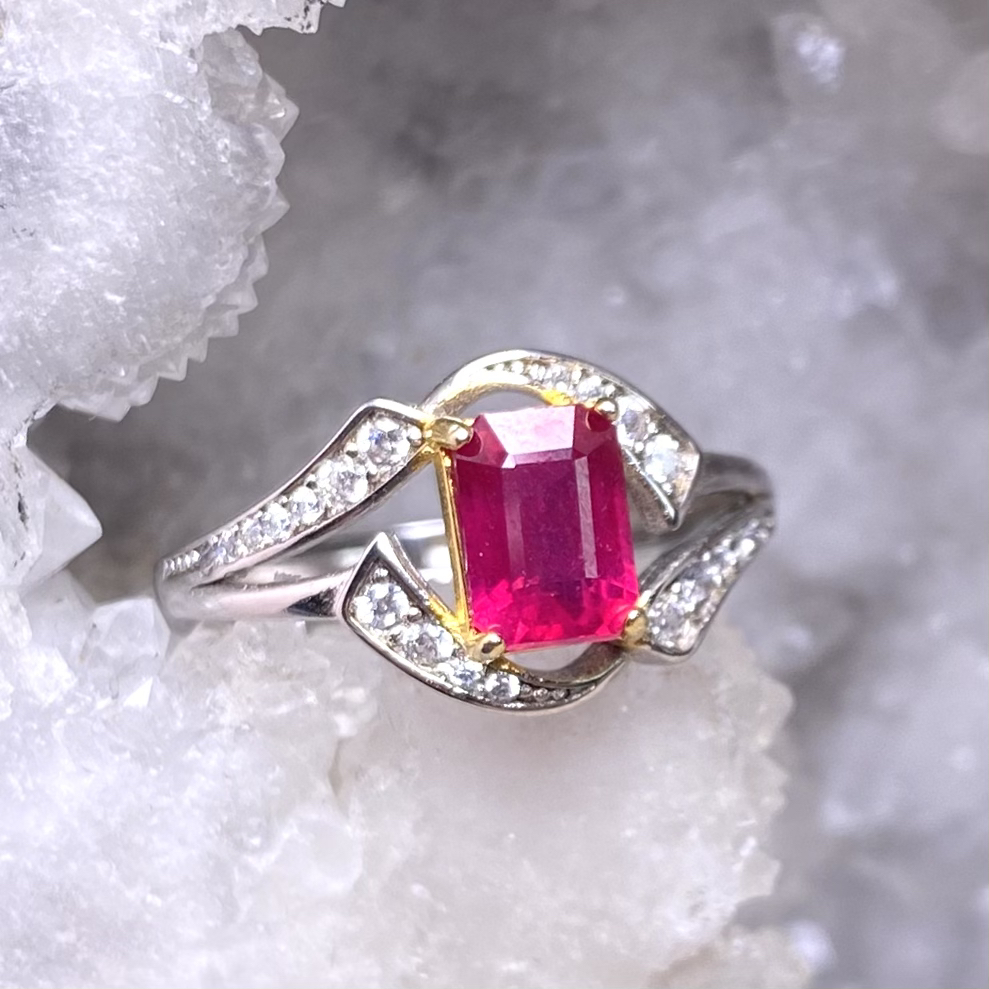 红宝石戒指 S925银镶嵌 精致定制款简约日常 正品保证