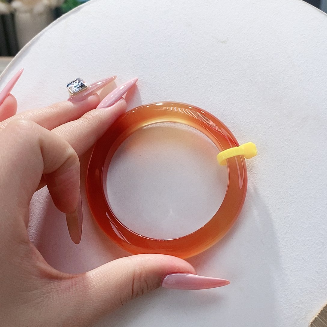 手镯玛瑙/玉髓未镶嵌54.7