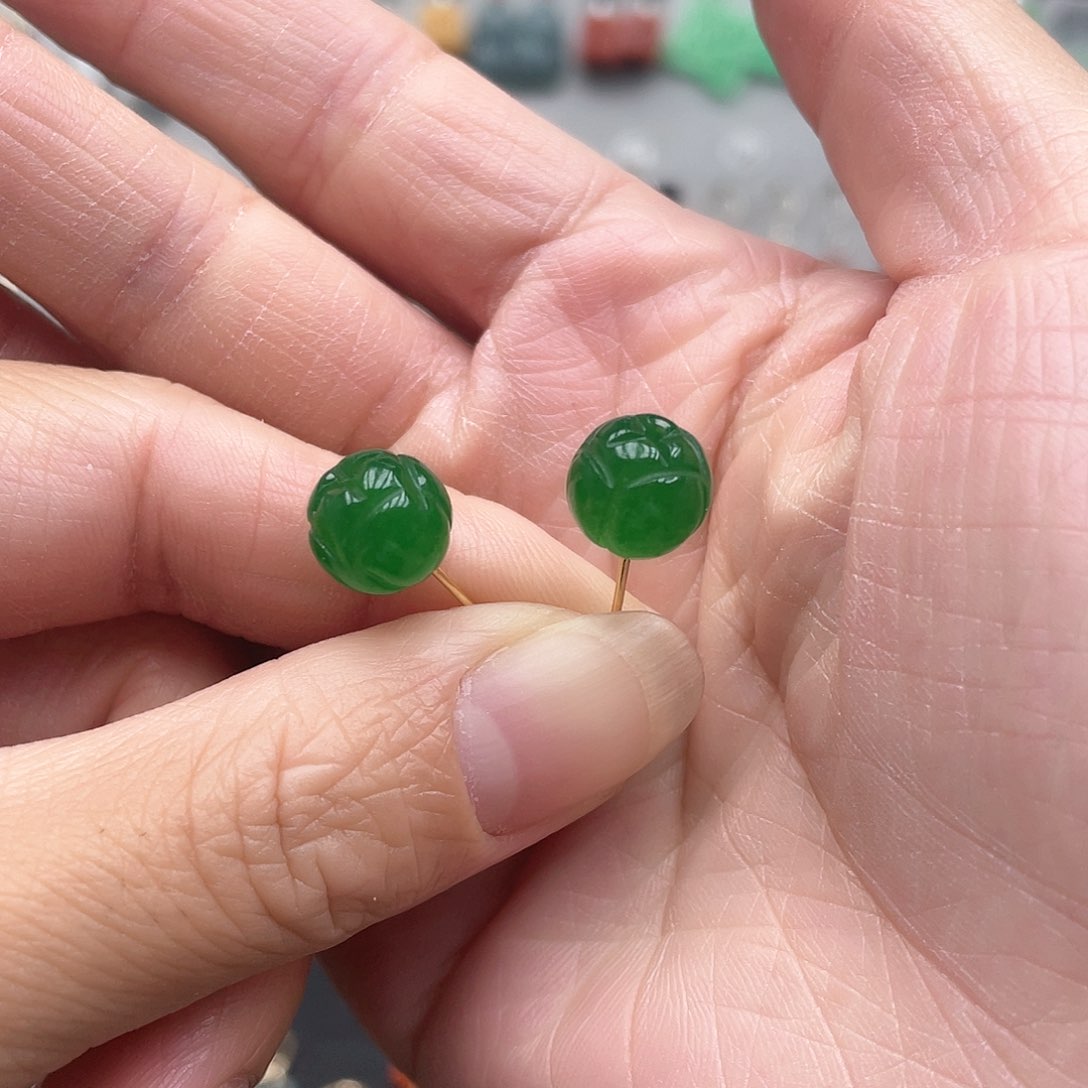 翡翠未镶嵌耳饰868
