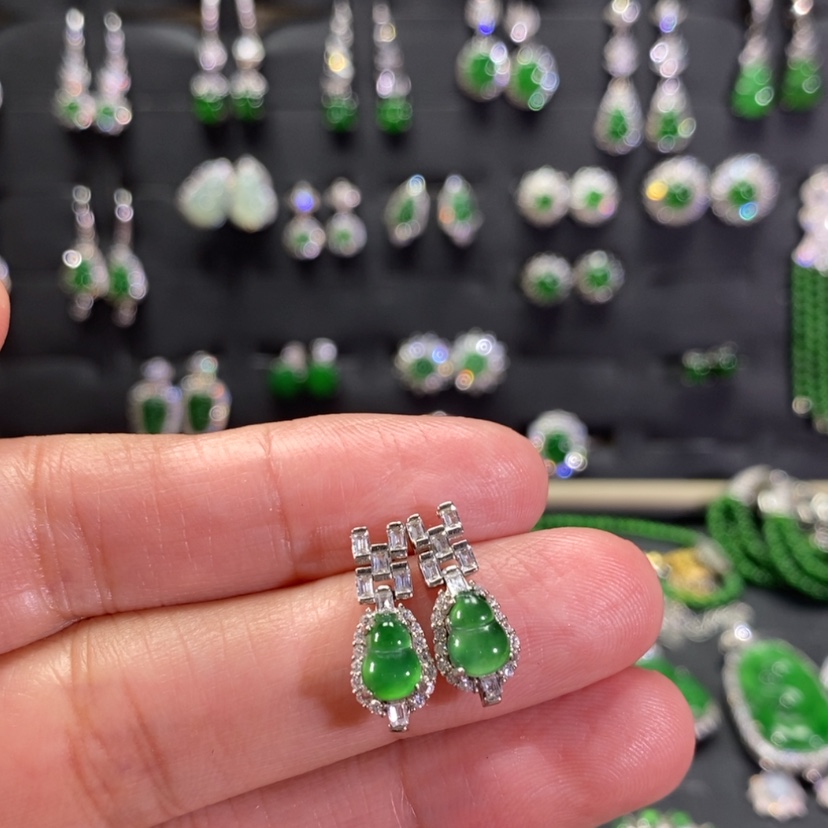 【闪购商品】翡翠耳饰银S925镀金镶嵌