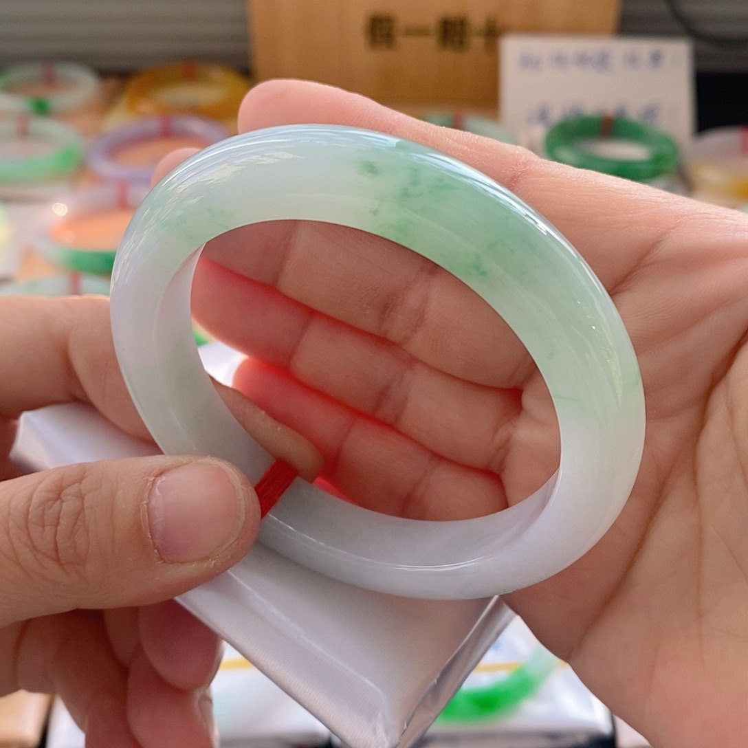 翡翠手镯未镶嵌6号