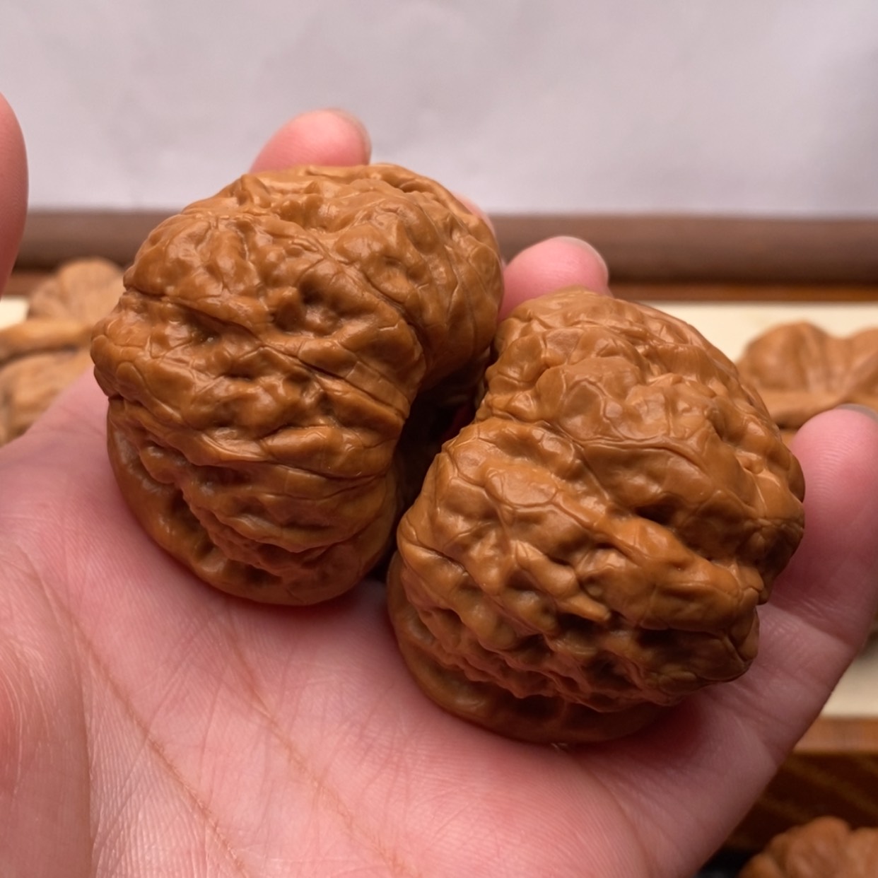 【闪购商品】把件文玩核桃边43左右