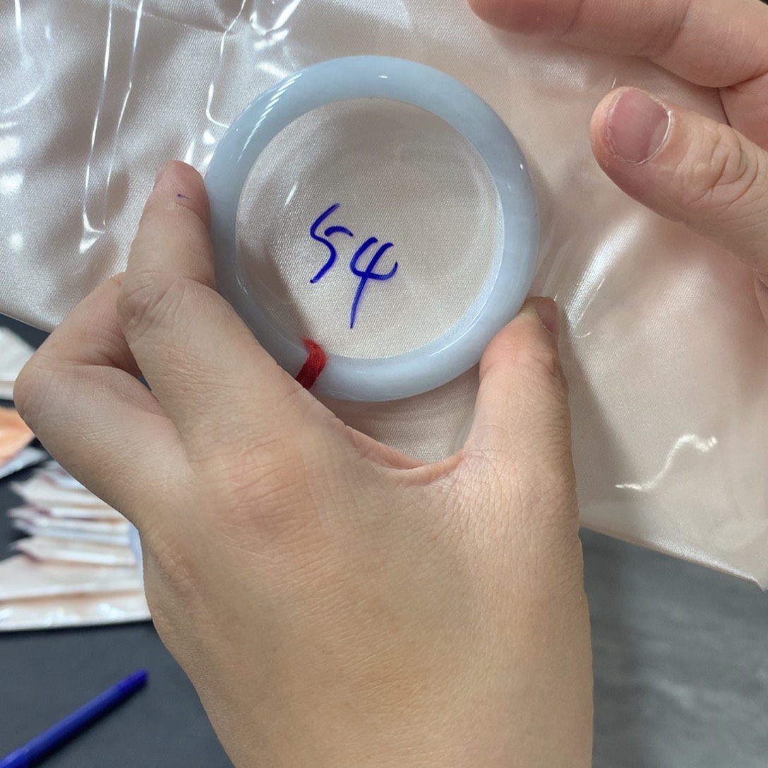 翡翠未镶嵌手镯翡翠