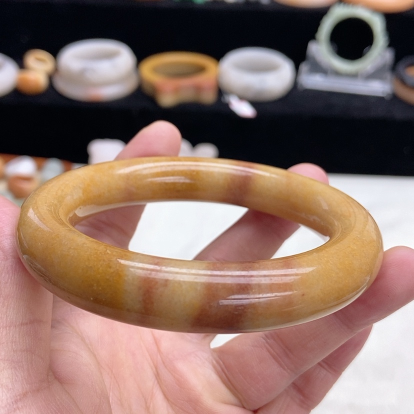 【闪购商品】石英质玉手镯60未镶嵌