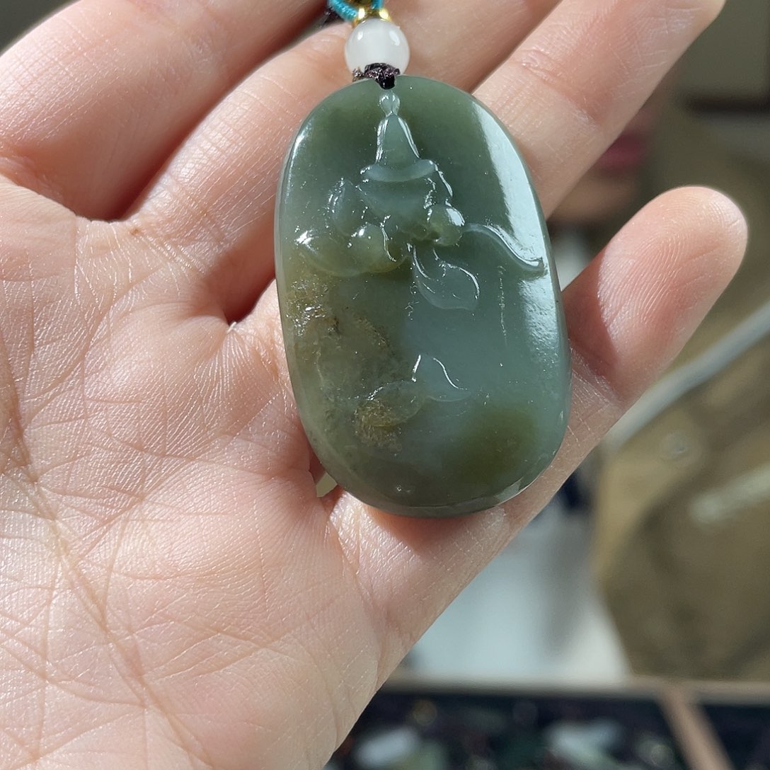 和田玉未镶嵌颈饰