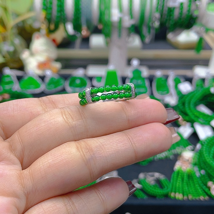 翡翠戒指银S925镶嵌圆珠戒圈2.5明星同款