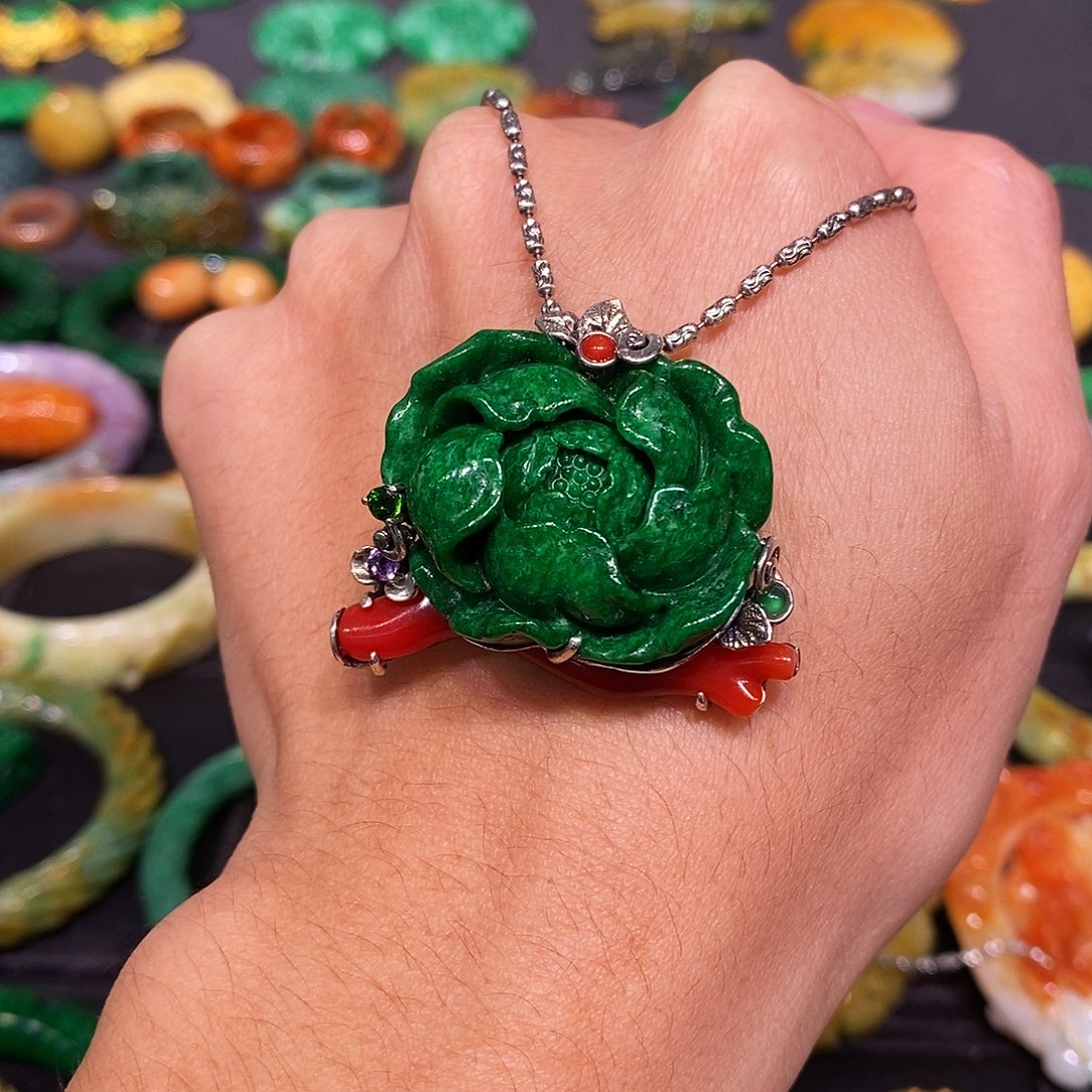 翡翠未镶嵌吊坠(不含链)翡翠