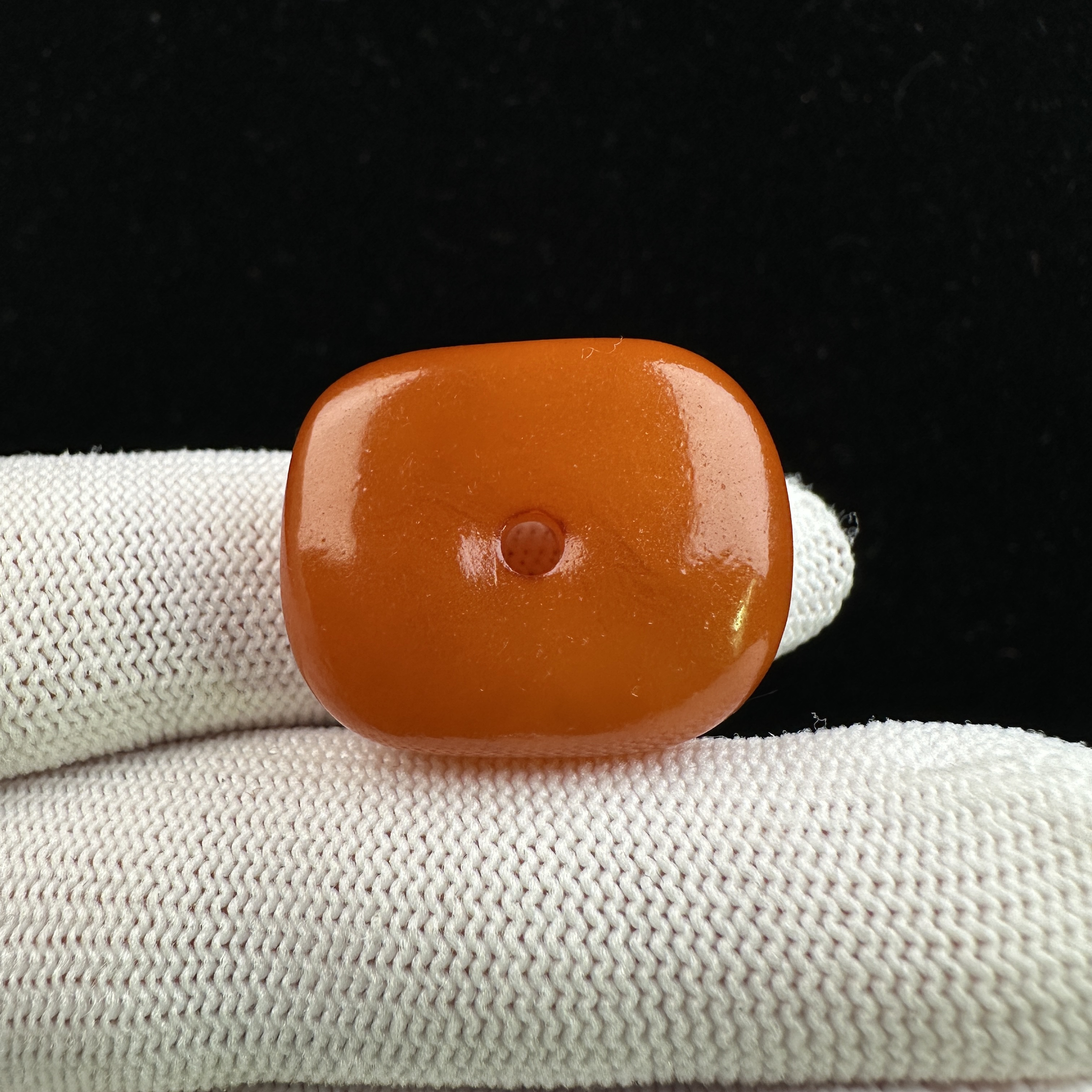 Y38-18天然原矿蜜蜡老蜡藏扣26.4x11.5mm抖音基地质检发货