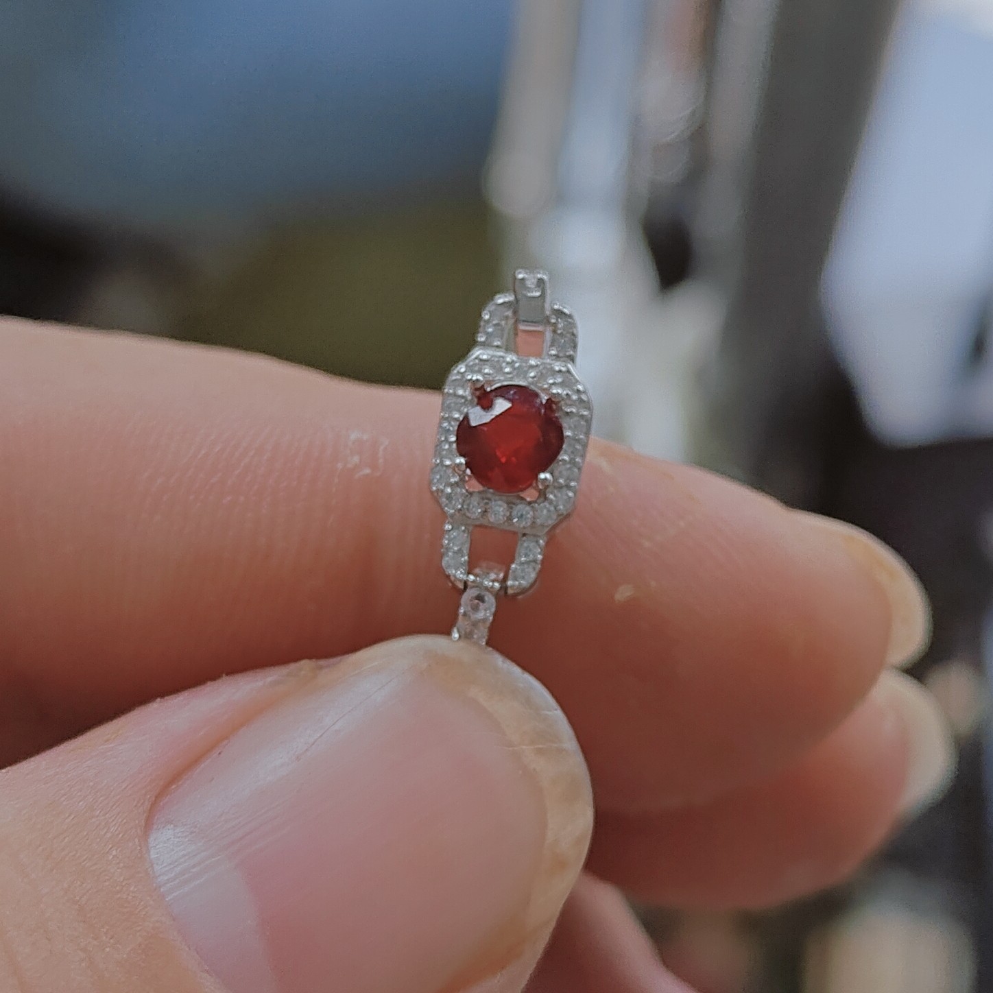 银s925镶嵌天然红宝石手链