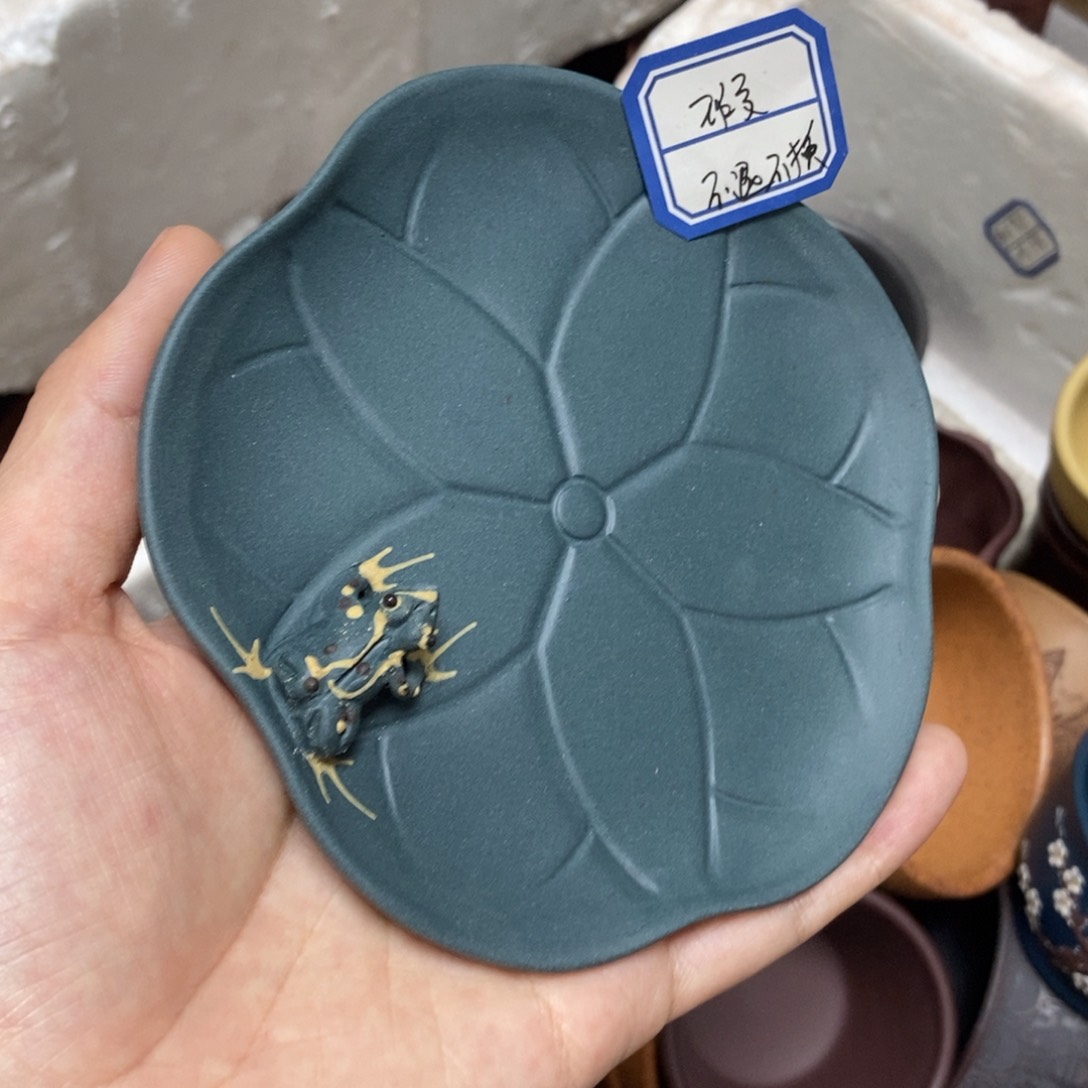 瑕疵不退不换介意勿拍