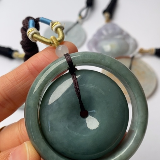 翡翠未镶嵌挂件翡翠