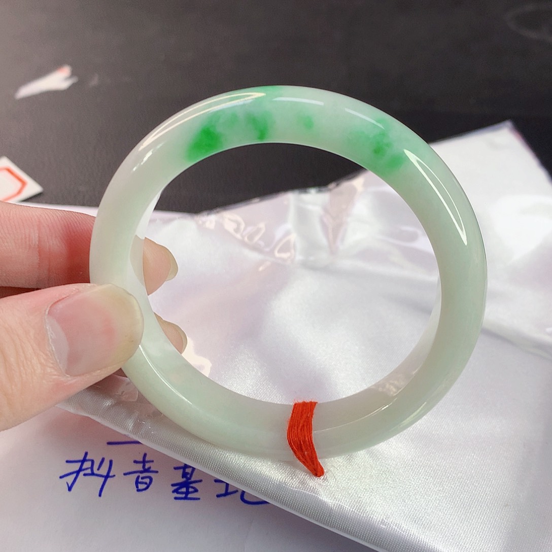 翡翠手镯未镶嵌085缅甸天然翡翠A货