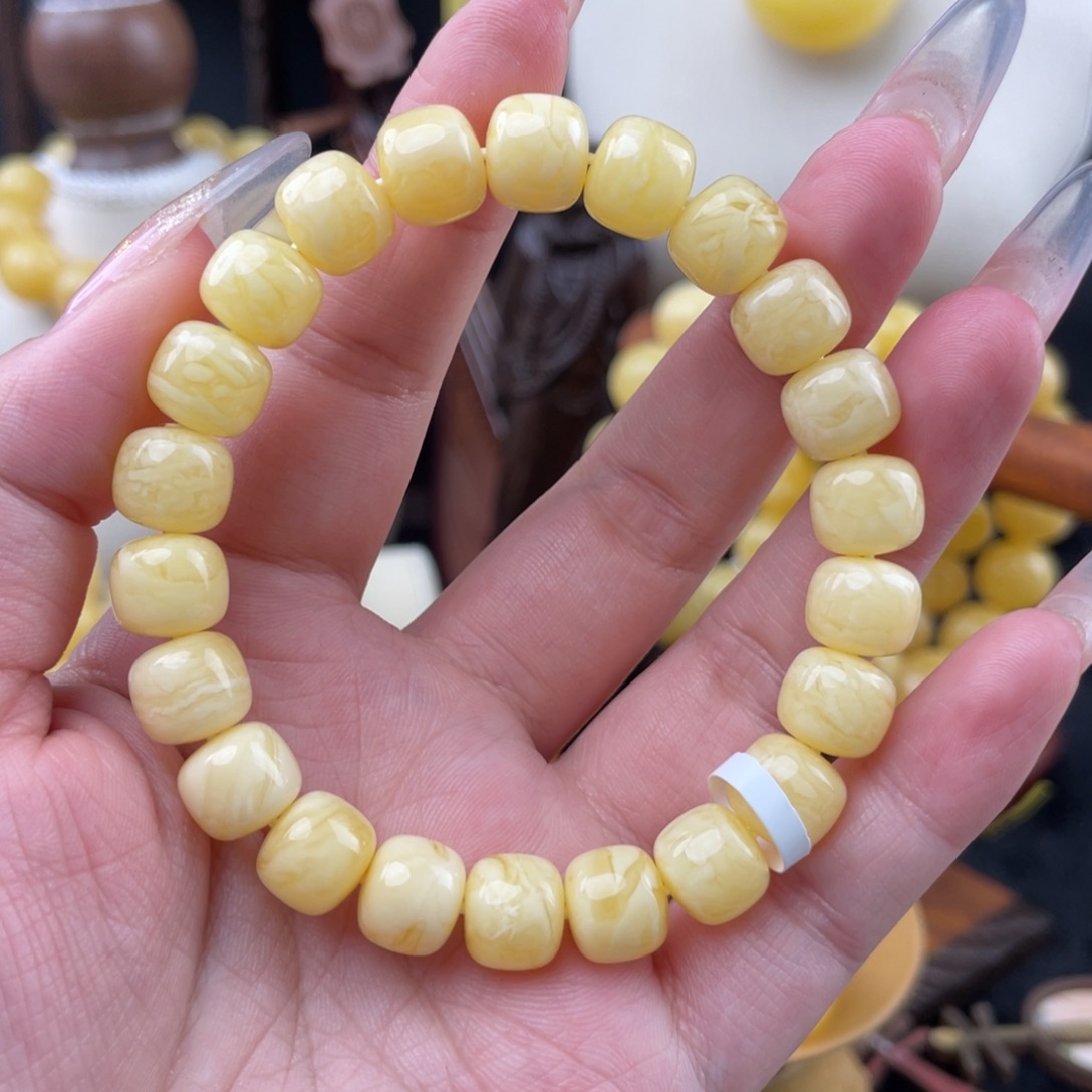 琥珀未镶嵌裸石浓蜡虎皮10