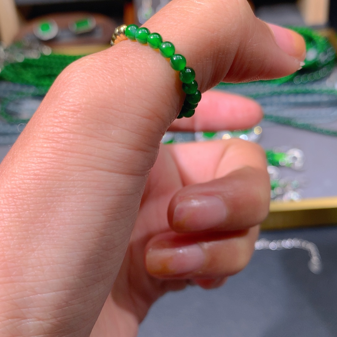 翡翠戒指未镶嵌天然翡翠